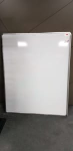 Quartet Penrite large 1.5m(W) x 1.2m(H) wall Whiteboard with tray GUC