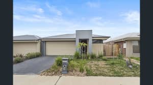 4 Bed HSE 4 sale in Greenvale VIC