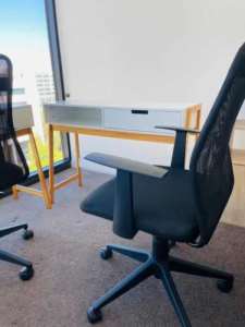 Computer desk & office chair