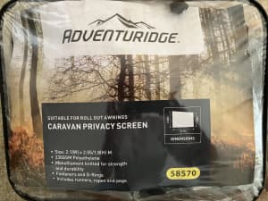 Caravan privacy screen