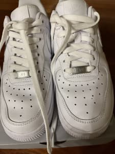 Nike Airforce women’s size 7