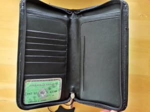 Travel folio - black leather - never used