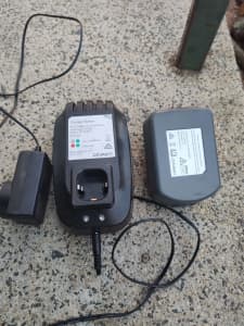Battery and charger for devanti vacuum cleaner