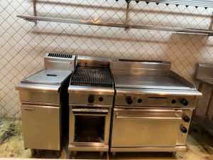 Waldorf commercial kitchen cooking equipment (used)