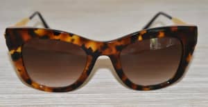 THIERRY LASRY Supremacy Sunglasses & Case 52/23/140 - EUC