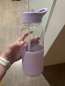 Drink bottle 1L with straw lid rubber sleeve - BNWT RRP $19.99