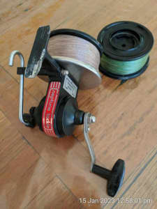SEA Marting Fishing Reel with spare reel