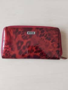 Modepelle leather purse