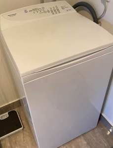FREE DELIVERY Fisher Paykel 5.5.kg Washing Machine