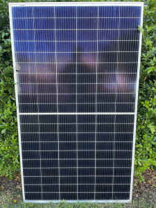 17 x 330w solar panels