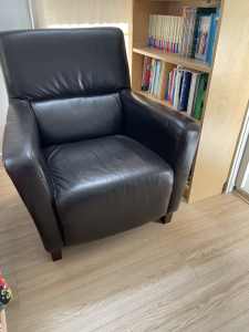 Leather armchair excellent condition Nick Scali VGC