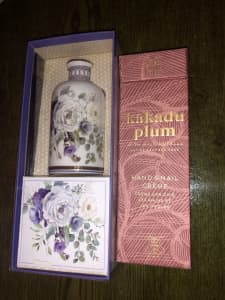 Kakadu plum hand cream and rose air fragrances