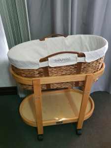 Kaylula Moses Basket and Stand with mattress. Bassinet cot on stand
