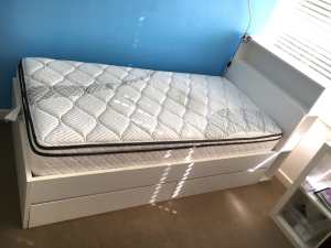 Single Bed with Storage Draws & Mattress