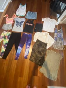 Ladies Size 8 / Small Mixed Bundle of clothes $15