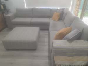 Fabric grey corner lounge 