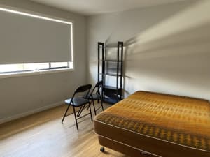 Brand new Room in marsden park $300per wk