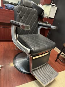 Wanted: Barber chair