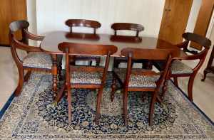 Beautiful Cedar Regency Style dining table and chairs