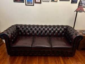 Classic Chesterfield 3 Piece Lounge Set