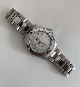 TAG Heuer Aquaracer 39mm watch