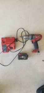 Milwaukee drill battery charger