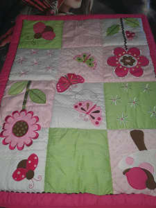 BABY GIRL COT QUILT LIKE NEW RRP$119 NURSERY DECOR
