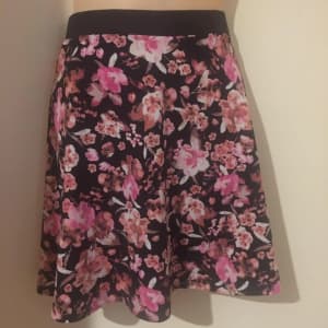 H&M Floral Mini Skirt Black and Pink