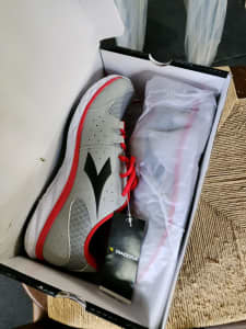 Diadora Mens Running Shoes - Brand New, Never Worn