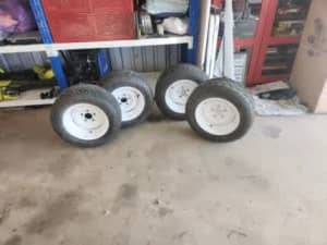 WANTED HR Holden 6-7 inch rims