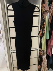 Black ‘forever new’ bodycon dress size S