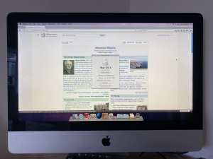 Apple iMac Mid-2010 21.5” Core i3 A1311 1Tb/4Gb OSX/Linux Mint