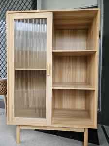 Glass fluted cabinet