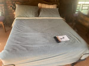 Sophie Sleep:Electric Adjustable bed zero gravity memory foam mattress