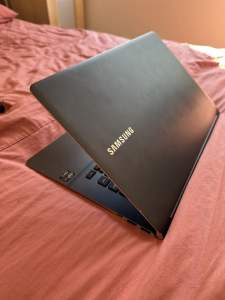 Samsung Ultrabook 900x Laptop (Ultrathin)