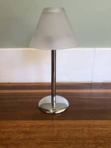 Tea light table lamp