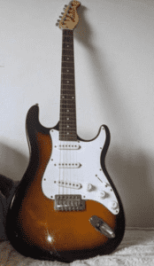 Sansui Stratocaster Sunburst guitar