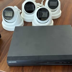 Hikvision NVR 4 x POE Fixed Turret 6MP cameras