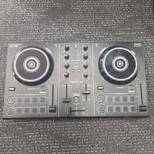 Smart DJ Controller DDJ-200 - HL10925