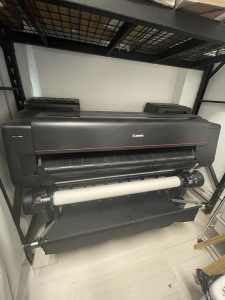 Canon Printer Imageprograf PRO-4000 with stand