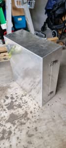 Large Aluminium travel/storage box
