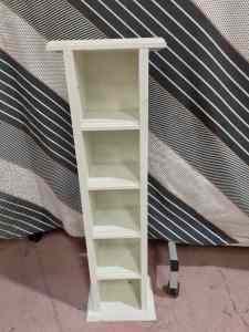 Small white solid timber storage $5 SALE PRICE NEEDS NEW BACKING