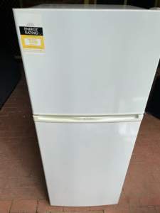 Westinghouse fridge freezer