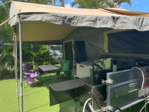 Camper Trailer Customline Australian made