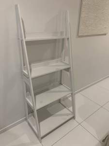 4 Tier White Ladder Bookshelf H1.5MxW68cmxD38 (Bottom Shelf)
