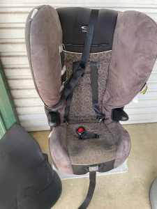 Childs carseat - old but cheap
