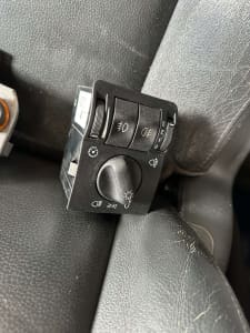 Holden Astra TS sedan Headlight switch