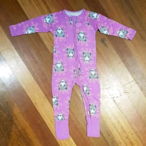 New condition, Baby toddler girls BONDS Wondersuit