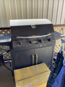 Barbecue Red Rock Good Condition 