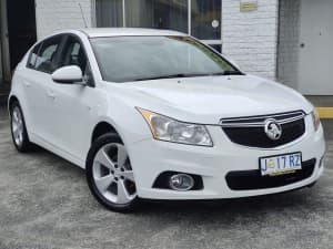 2013 Holden Cruze JH Series II MY14 Equipe White 6 Speed Sports Automatic Hatchback